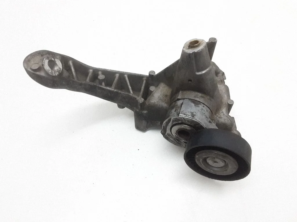 Engine mounting bracket – Volvo XC90 (2007-2014)