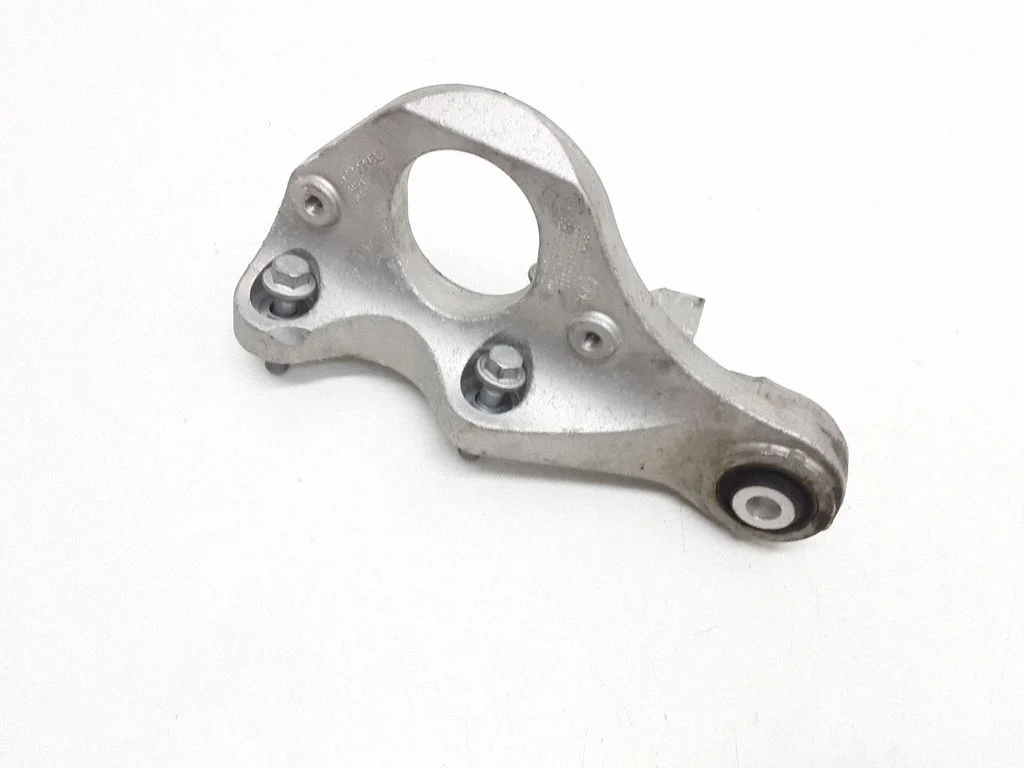 Engine mounting bracket 32222463