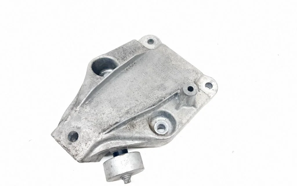 Engine mounting bracket – BMW 5 Series GT F07 (2010-2017)