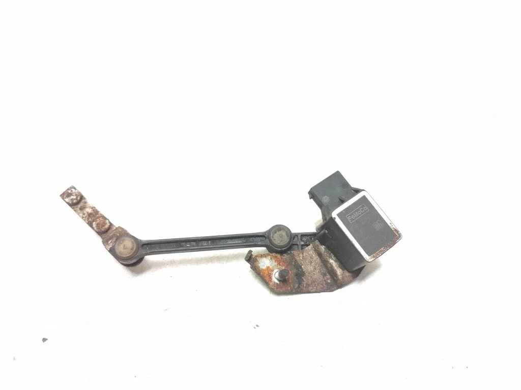 Headlight/headlamp level sensor – Volvo XC70 (2005-2007)