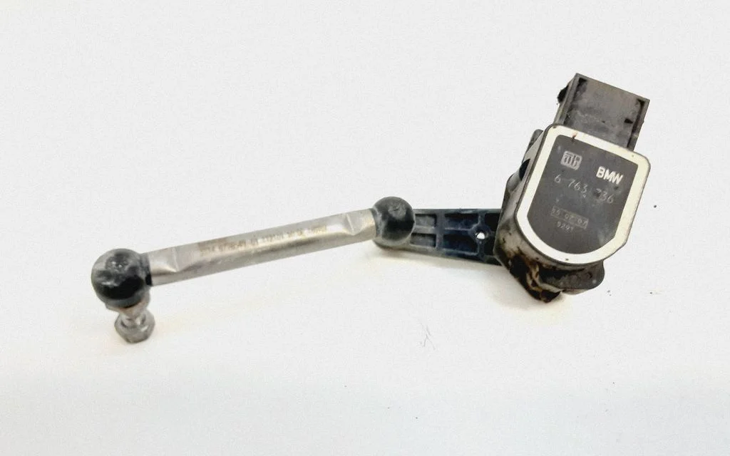 Headlight/headlamp level sensor – BMW X5 E70 (2006-2013)