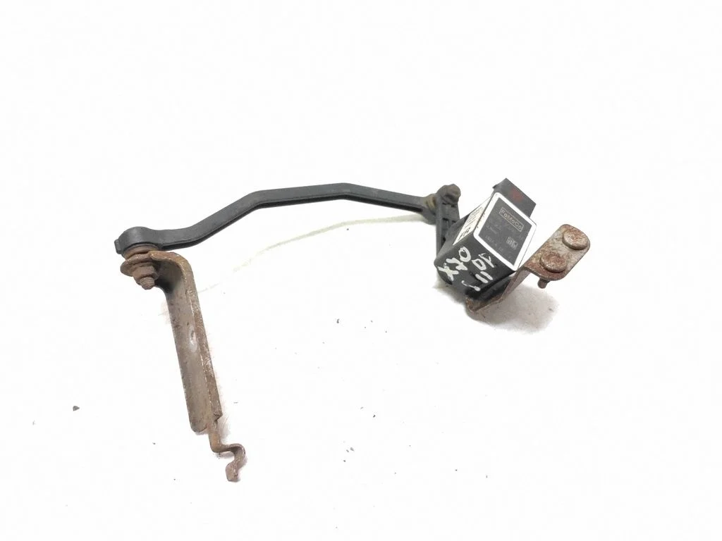 Headlight/headlamp level sensor – Volvo XC70 (2005-2007)
