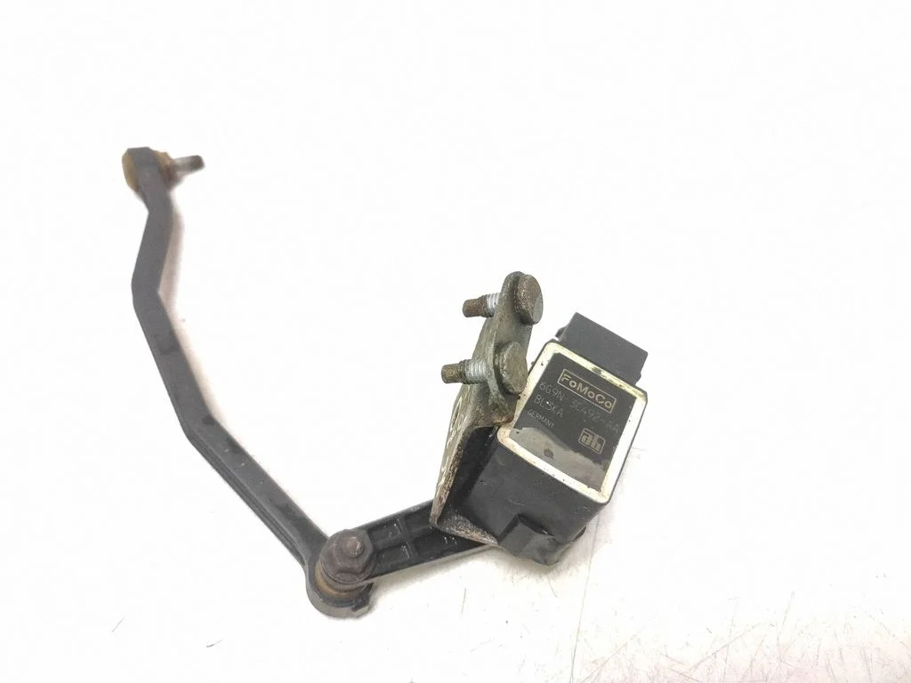 Headlight/headlamp level sensor – Volvo XC70 (2005-2007)