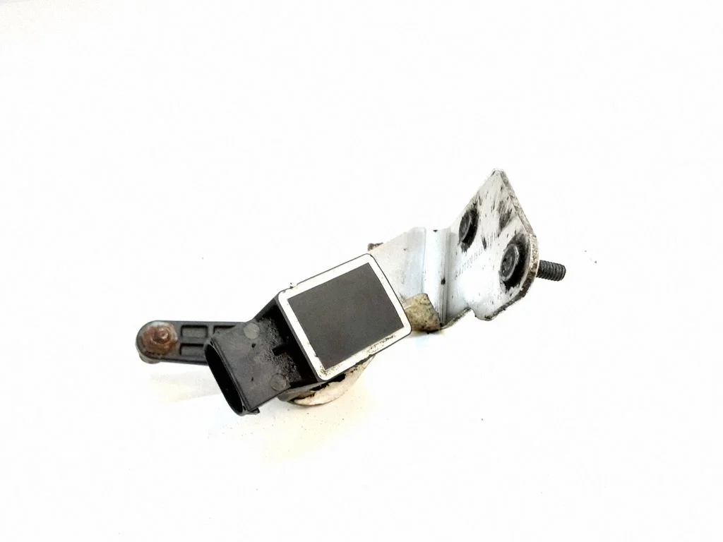 Headlight/headlamp level sensor – Mercedes-Benz E-Class W211 (2002-2009)