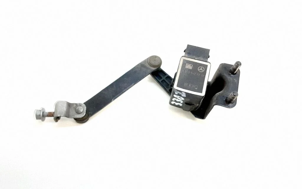 Headlight/headlamp level sensor – Mercedes-Benz S-Class W221 (2005-2013)