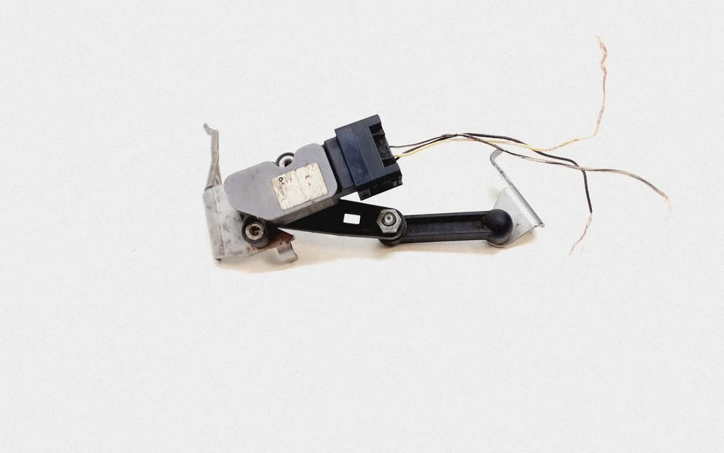 Headlight/headlamp level sensor – Volvo XC90 (2014-)