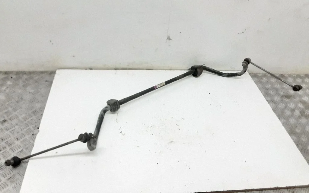 Eesmine stabilisaator (kaldevarras) – BMW 7-seeria F01 F02 F03 F04 (2008-2016)
