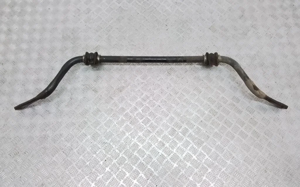 Eesmine stabilisaator (kaldevarras) – Nissan Navara D40 (2004-2015)