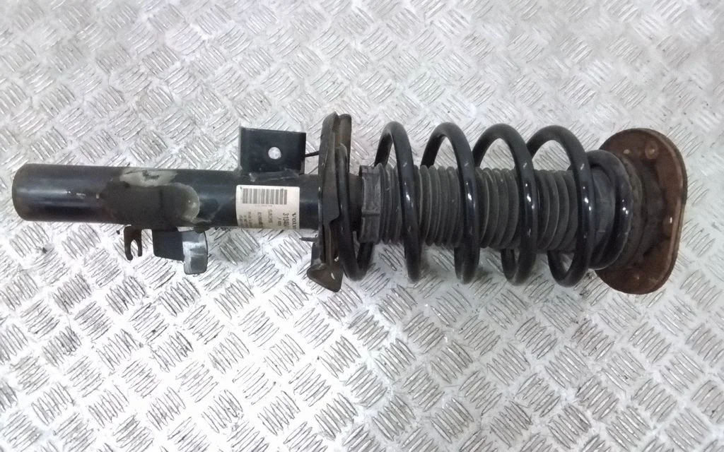 Front shock absorber/damper – Volvo XC60 (2009-2013)