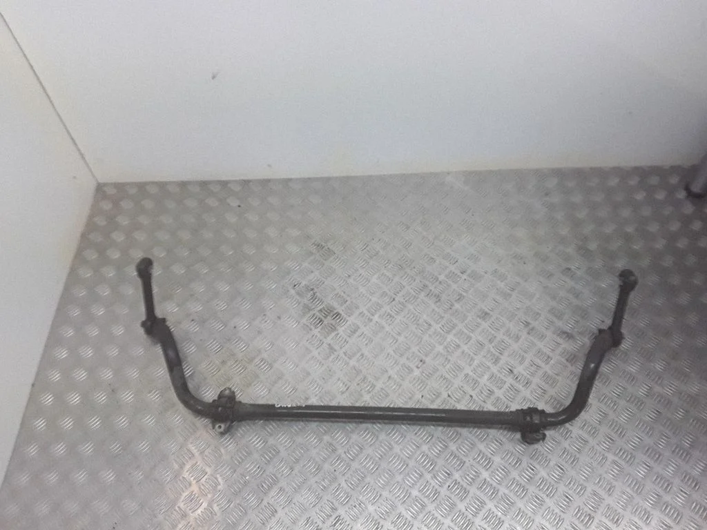 Stabilizator przedni 8R0411309C