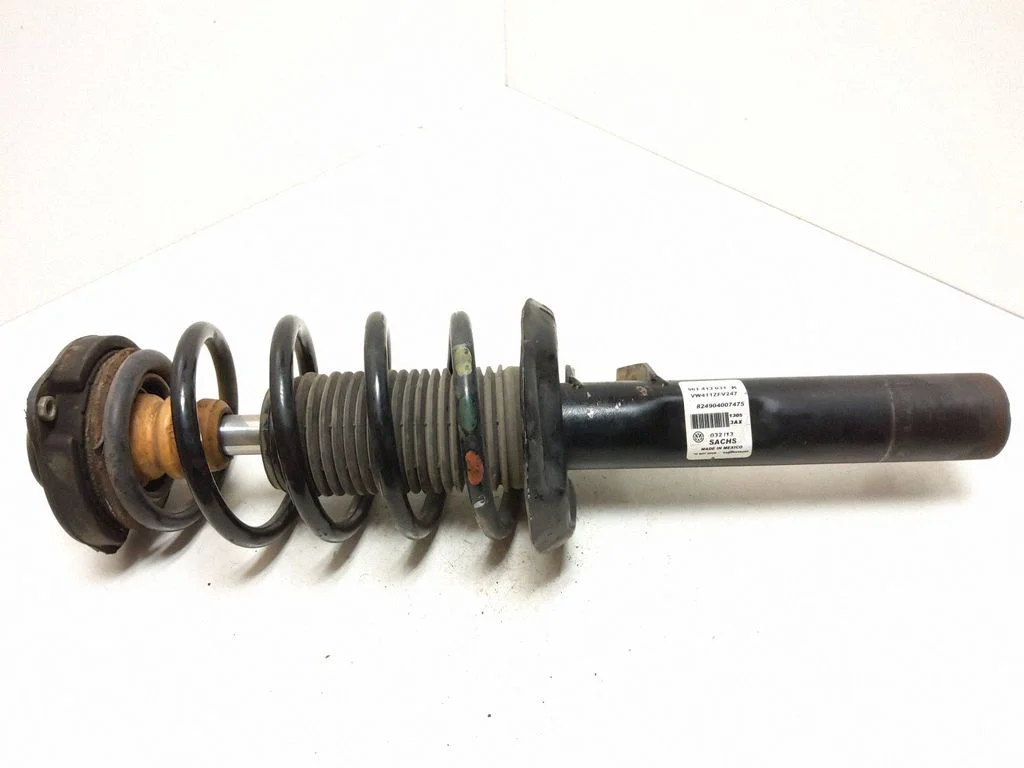 Amortyzator przedni – Volkswagen Passat CC (2008-2016)