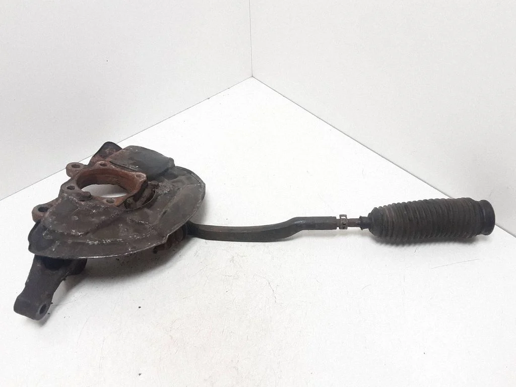 Front wheel hub