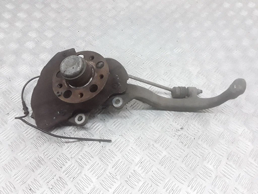 Front wheel hub – Mercedes-Benz S-Class W221 (2005-2013)