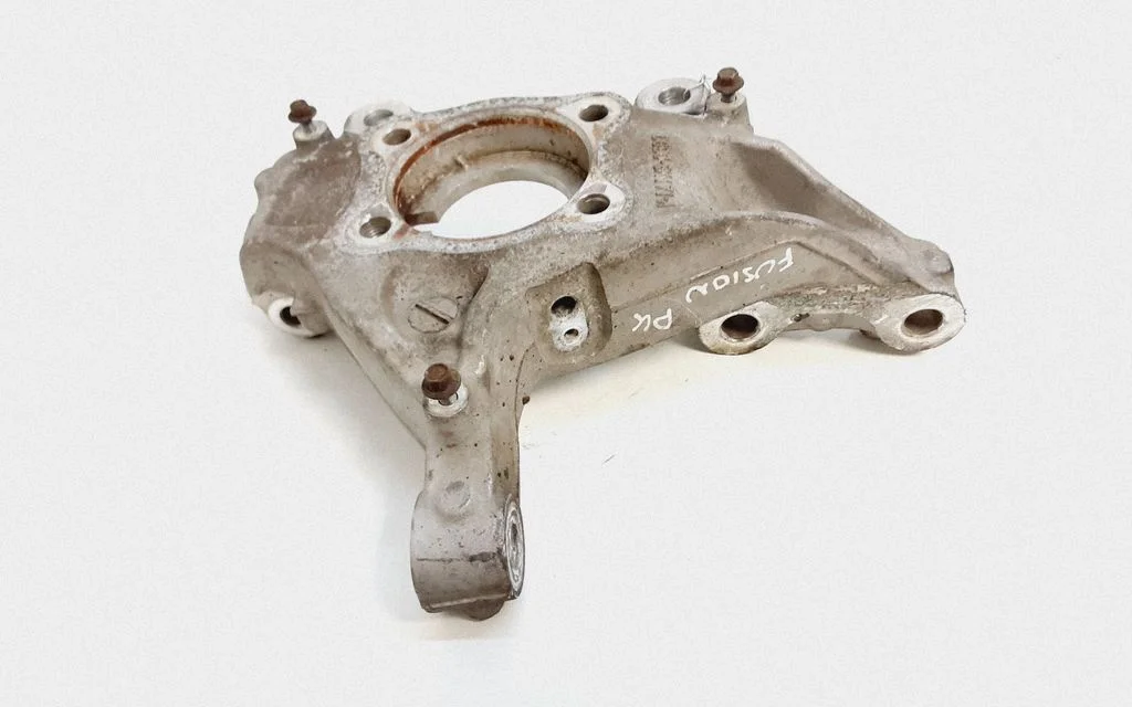 Front wheel hub DG9C3K171