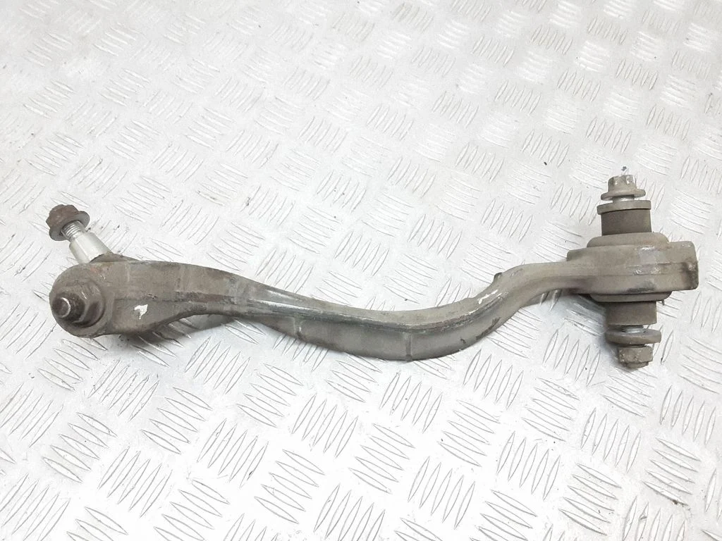 Front control arm – Mercedes-Benz E-Class W212 (2009-2016)