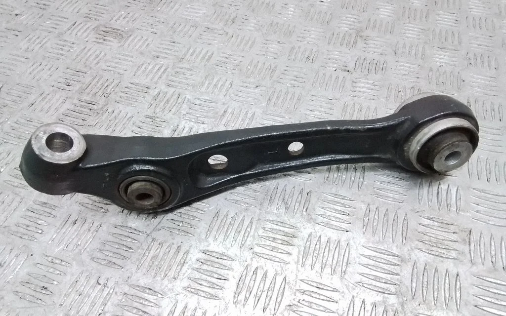 Front lower control arm/wishbone – front left