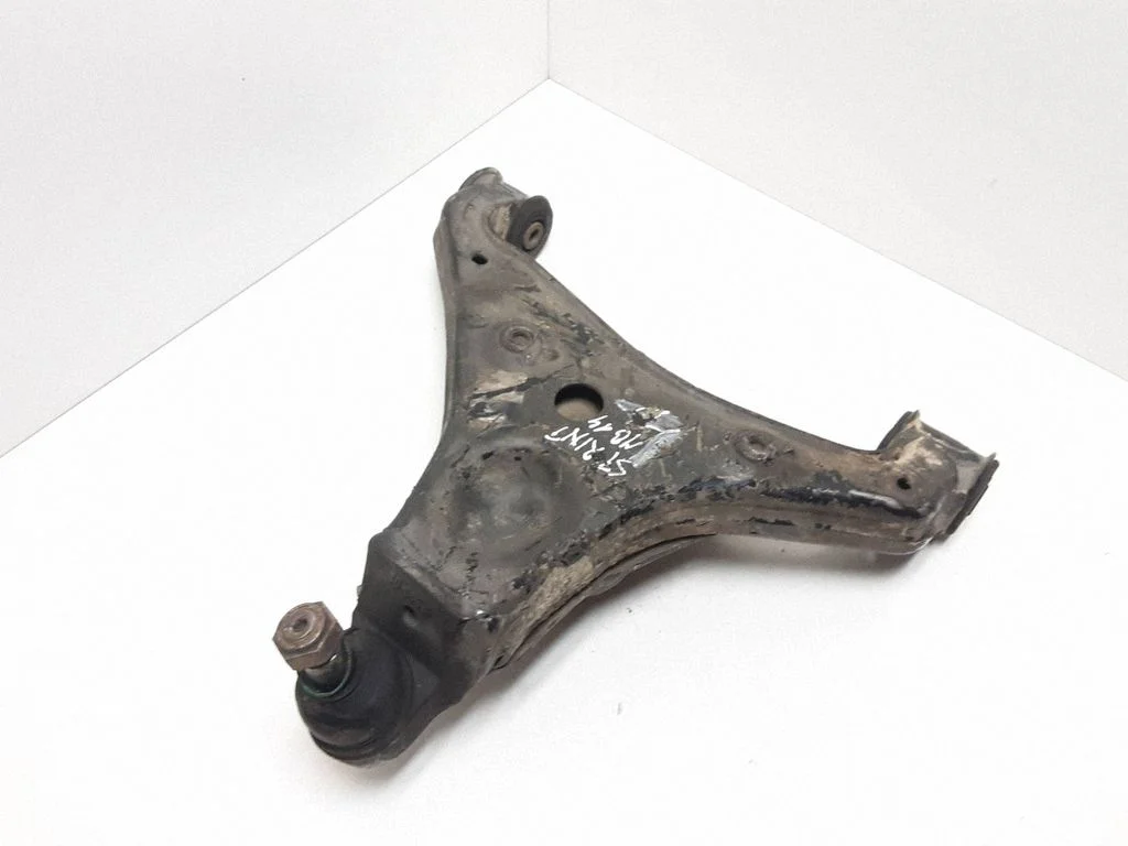 Front lower control arm/wishbone – Mercedes-Benz Sprinter W906 (2006-2018)