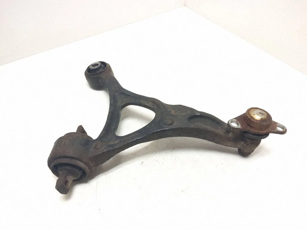 Front lower control arm/wishbone 8646613
