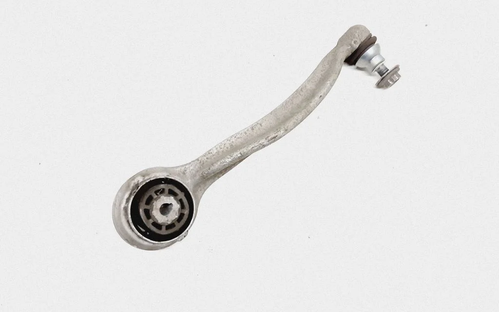 Front lower control arm/wishbone 20505LI