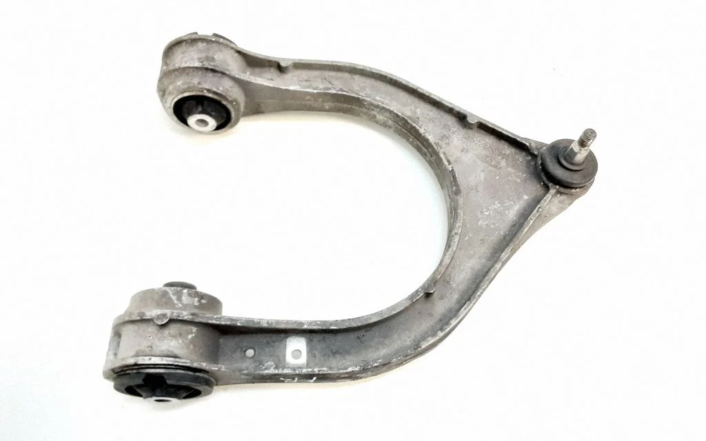 Front lower control arm/wishbone 2203330201