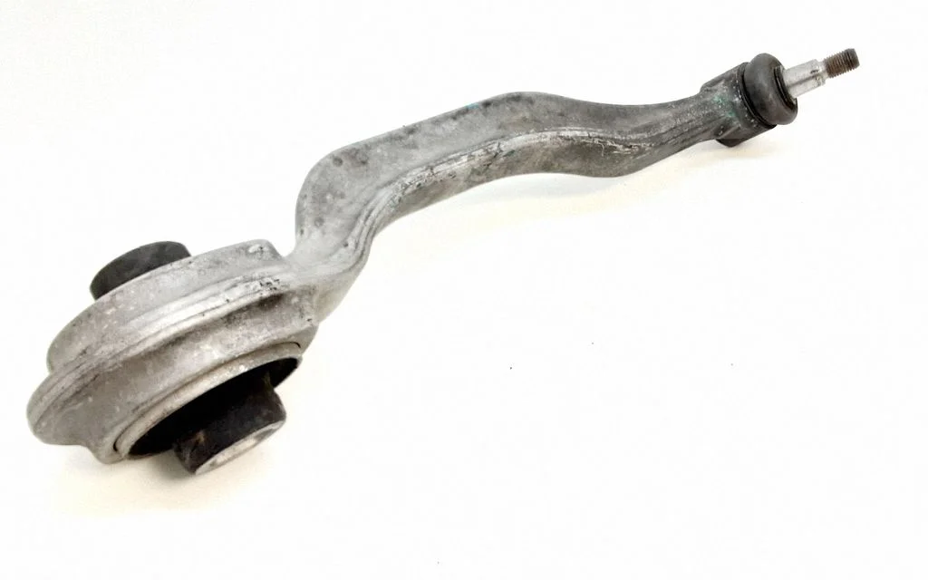 Front lower control arm/wishbone – Mercedes-Benz E-Class W211 (2002-2009)