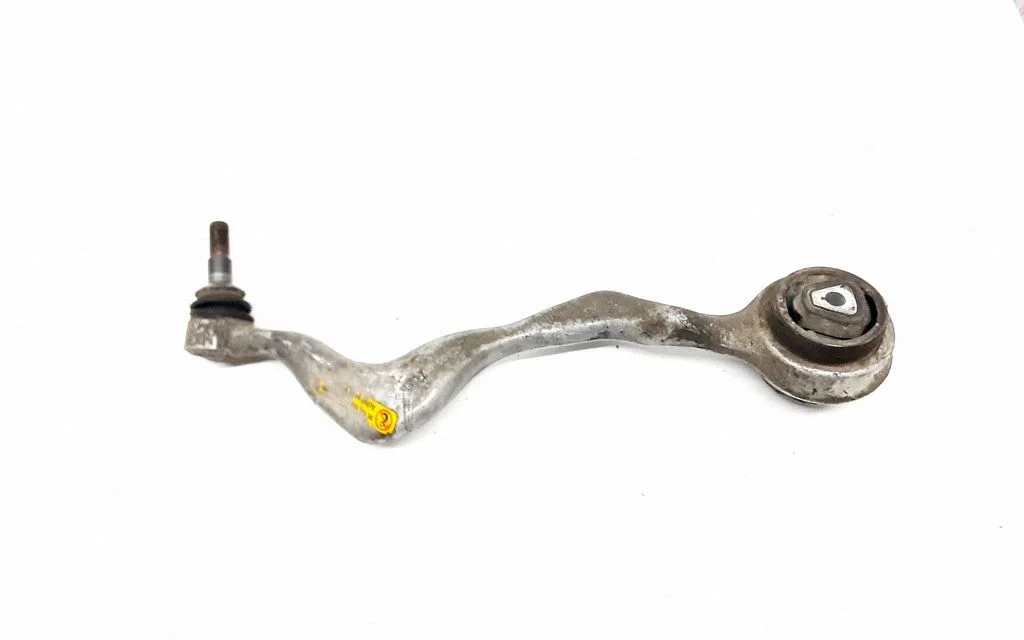 Front lower control arm/wishbone – front left