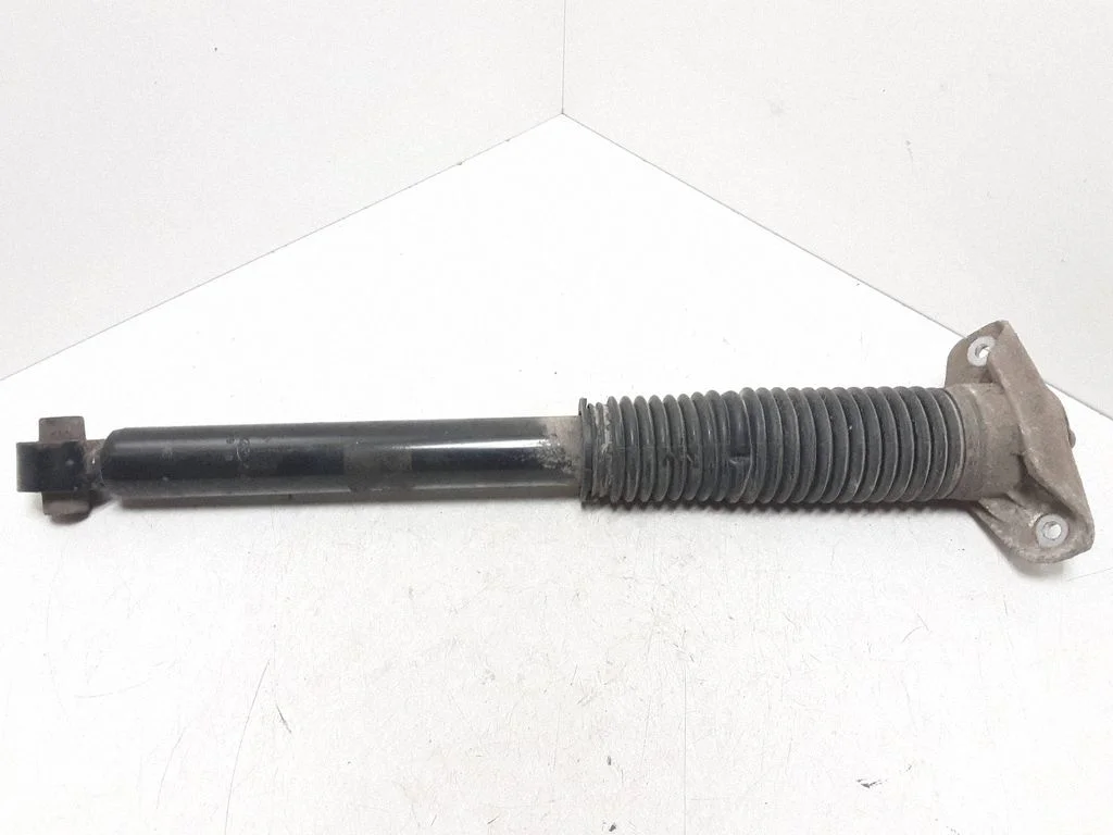 Rear shock absorber/damper