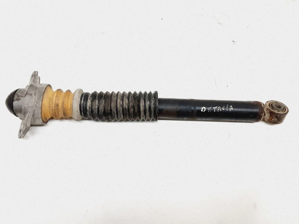 Rear shock absorber/damper – Skoda Octavia Mk2 (1Z) (2004-2013)