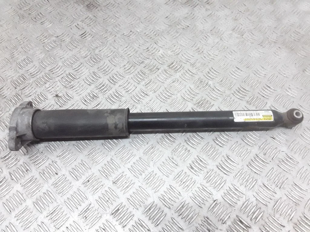 Rear shock absorber/damper – Mercedes-Benz C-Class W205 (2014-2021)