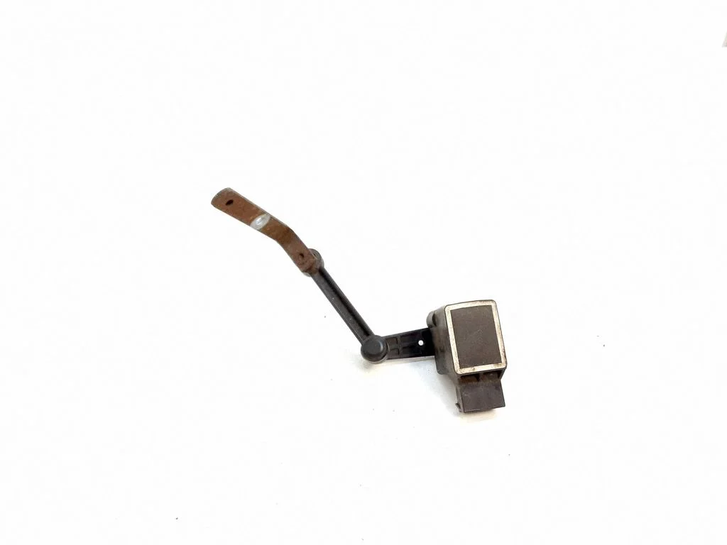 Headlight/headlamp level sensor – Mercedes-Benz E-Class W211 (2002-2009)
