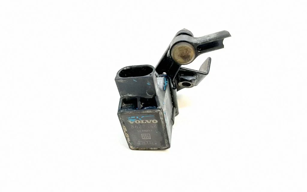 Headlight/headlamp level sensor – Volvo XC90 (2003-2006)