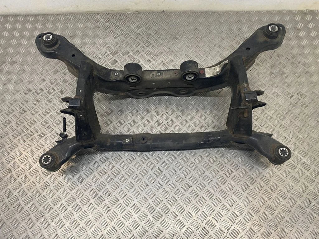 Rear subframe – Volvo XC60 (2009-2013)