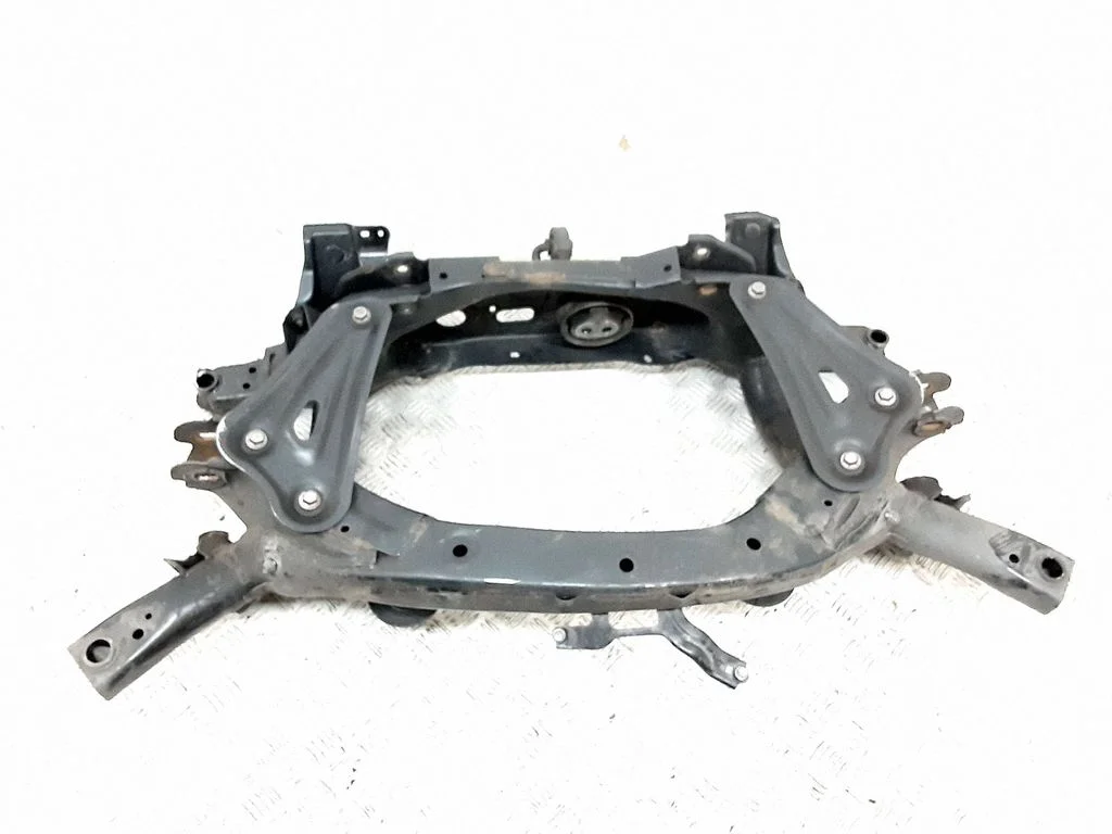 Rear subframe – Toyota RAV 4 (XA40) (2012-2018)
