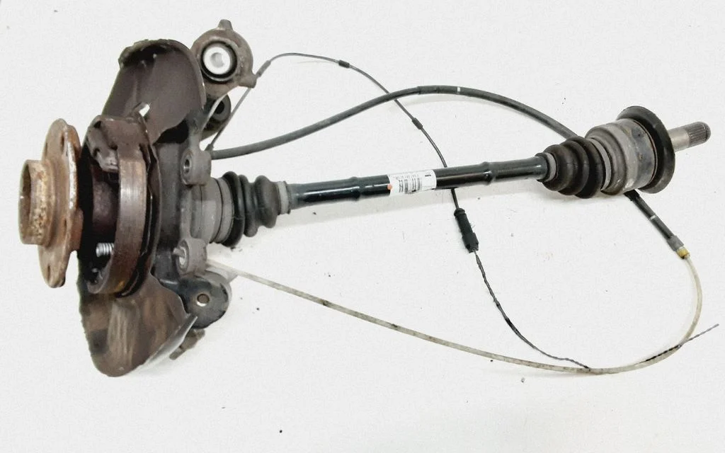 Tagumine käänmik (rummukorpus) – BMW 3-seeria F30 F35 F31 (2012-2018)