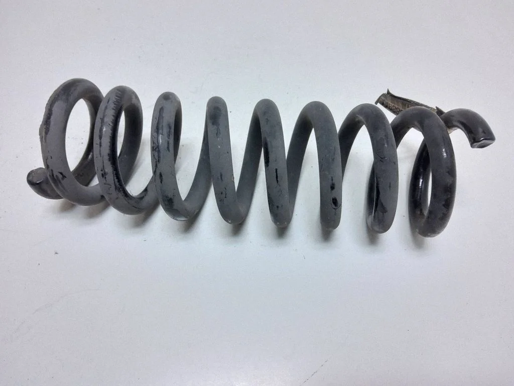 Rear coil spring 05168889AA