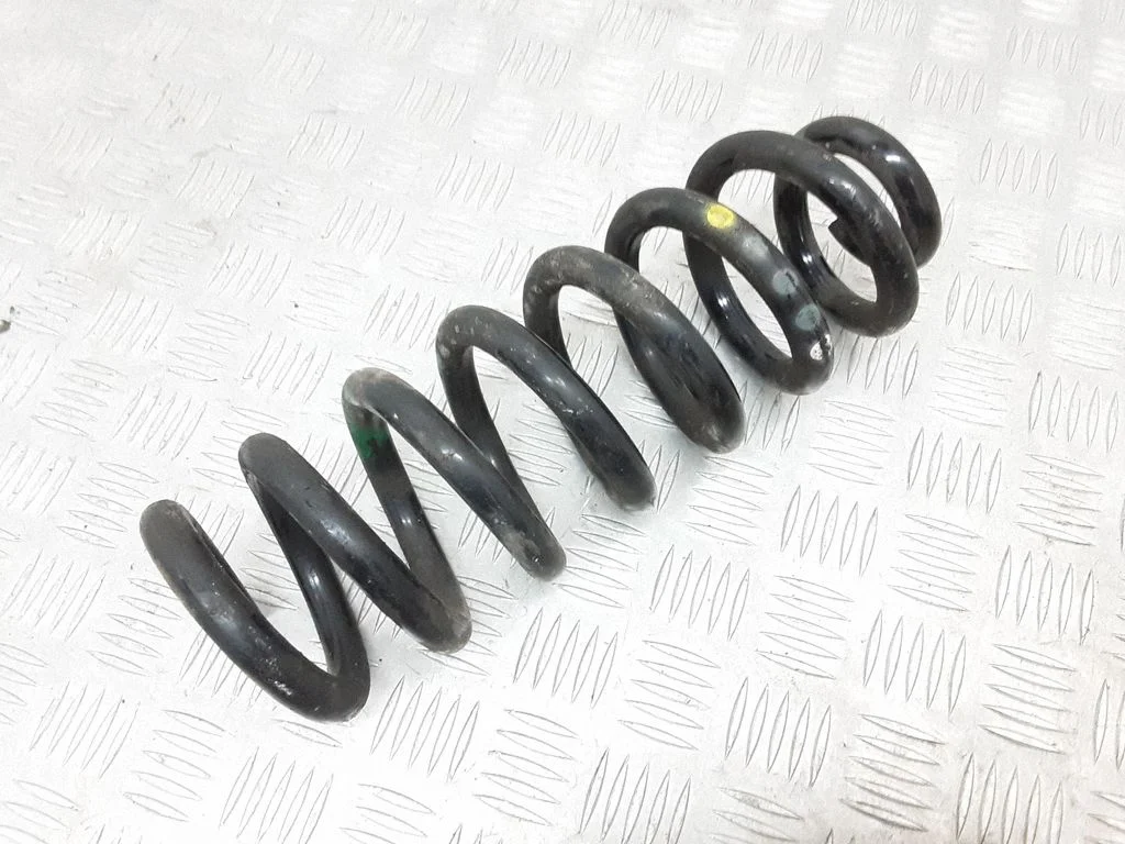 Rear coil spring A253