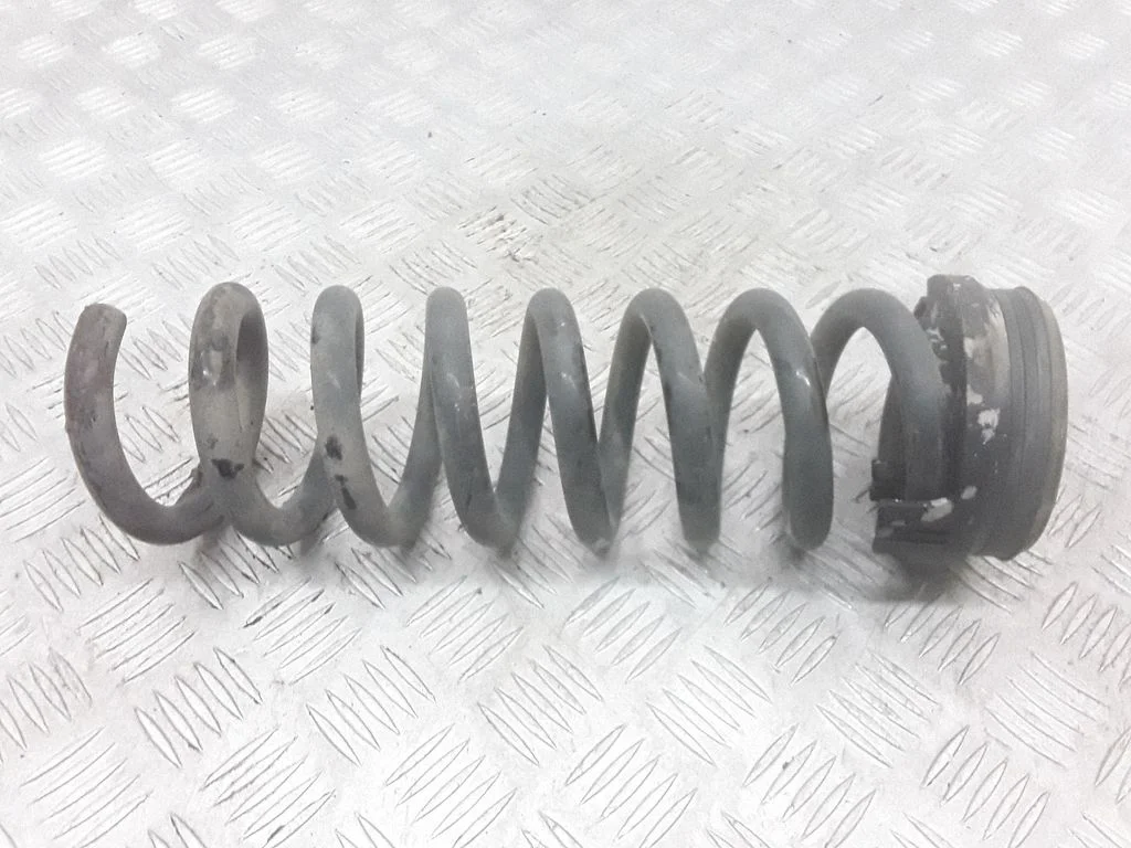 Rear coil spring – rear right