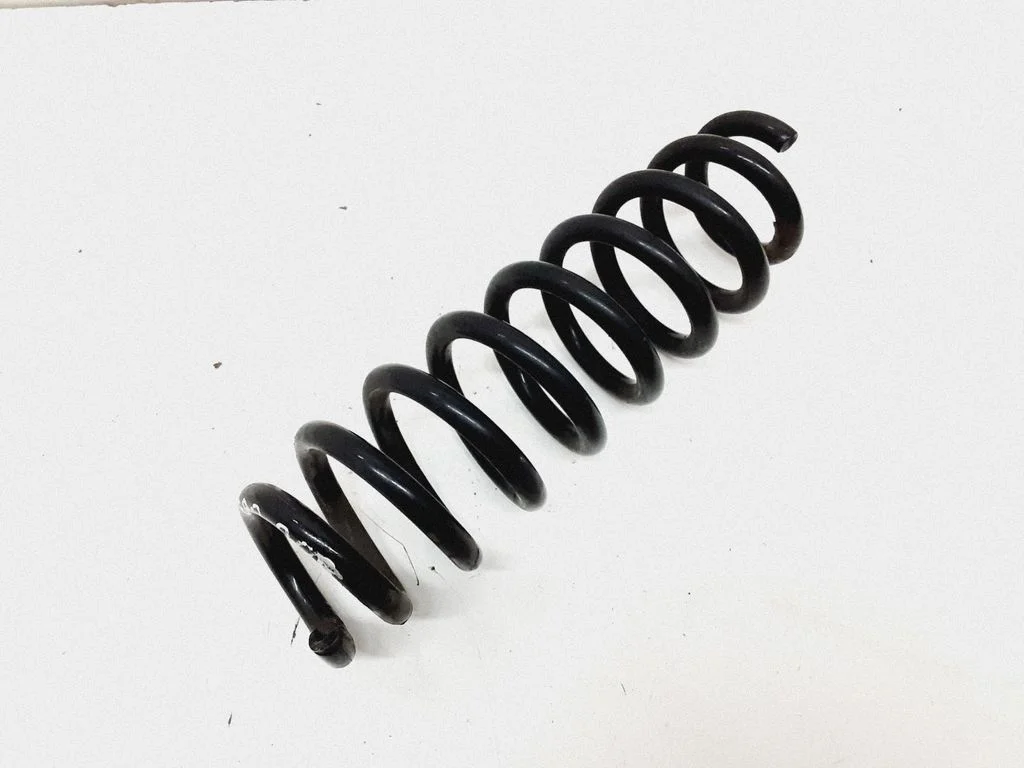 Rear coil spring – BMW 1 Series E81 E87 (2004-2011)
