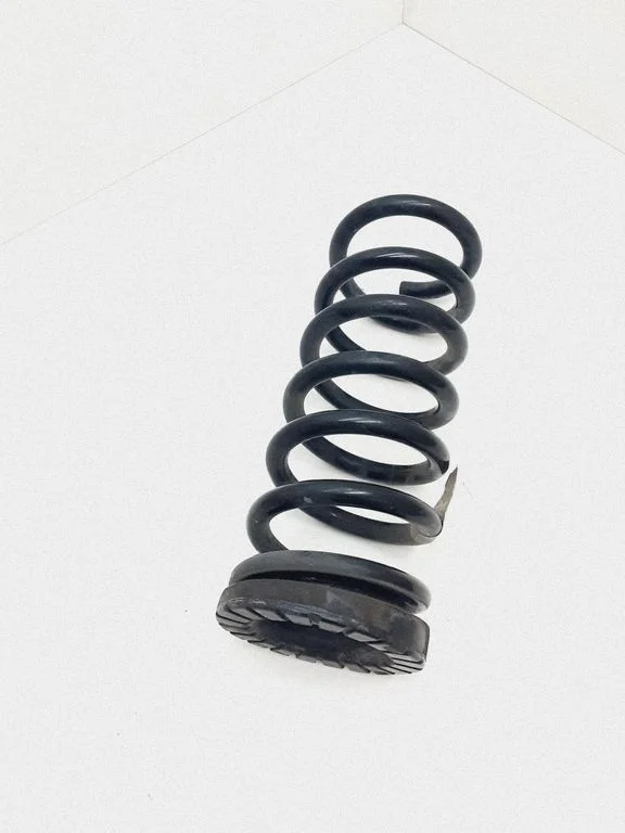 Rear coil spring DG9C5560GND