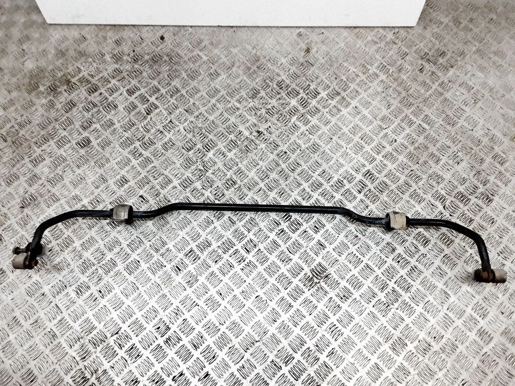 Tagumine stabilisaator – Volkswagen Passat CC (2008-2016)