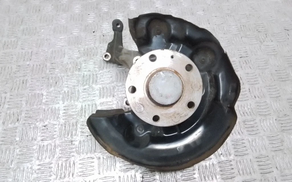 Tagumine rumm 505436A