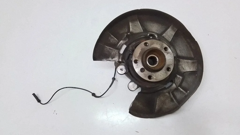 Rear wheel hub 6797448