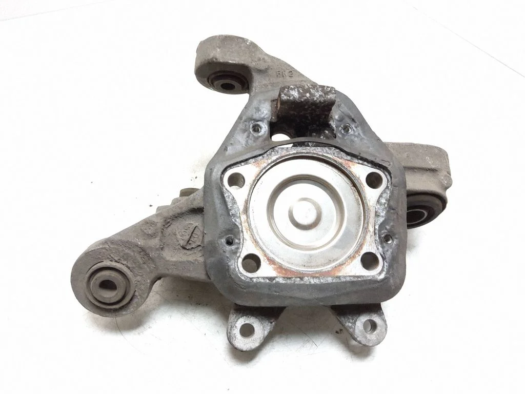 Tagumine rumm – Volvo XC70 (2005-2007)