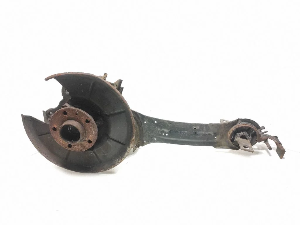Tagumine rumm 7G915A968