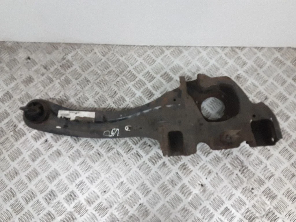 Rear wheel hub – Volvo V50 (2004-2007)
