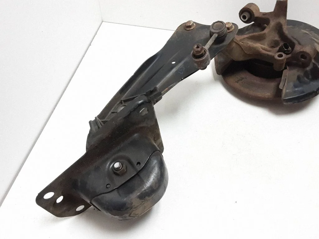 Tagumine rumm 1K0505225I