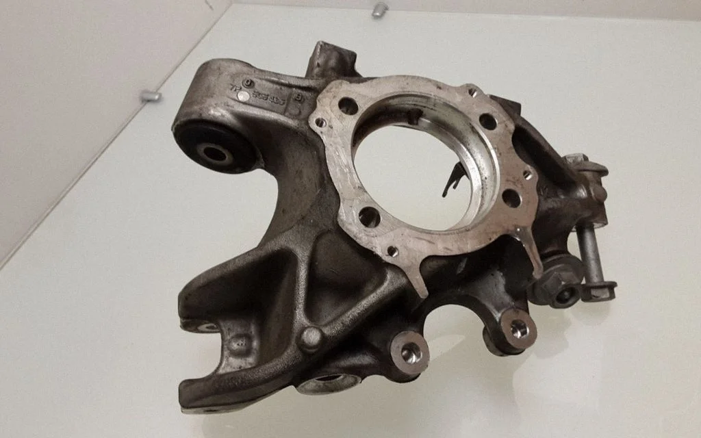 Rear wheel hub 7P505435