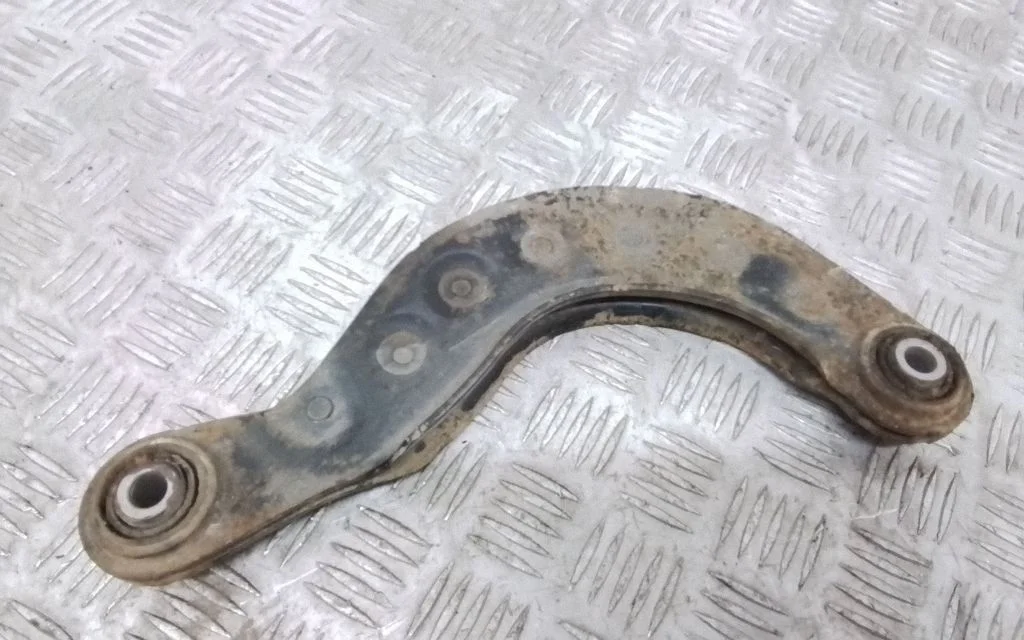 Rear control arm 8M515500CA