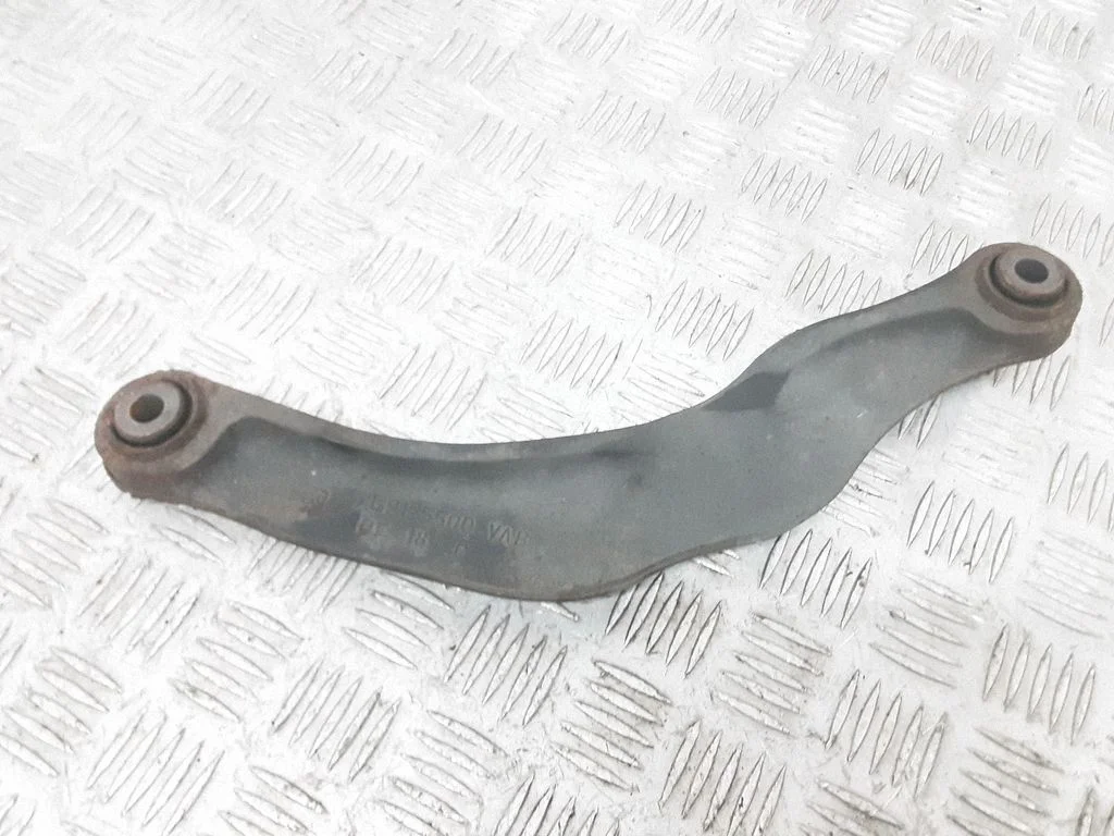 Rear control arm 7G915500