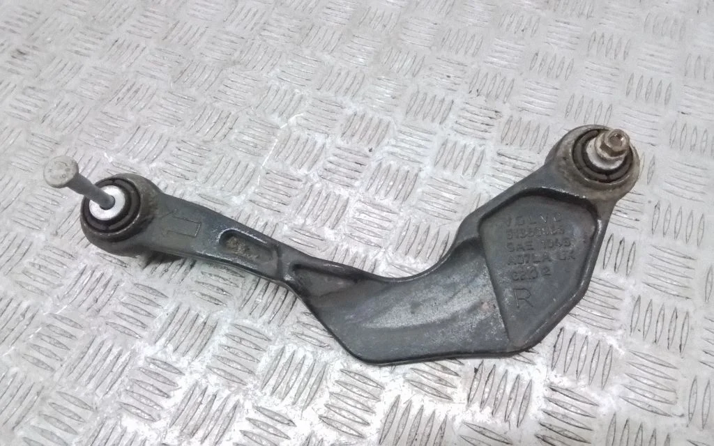 Rear control arm – Volvo S90, V90 (2016-)